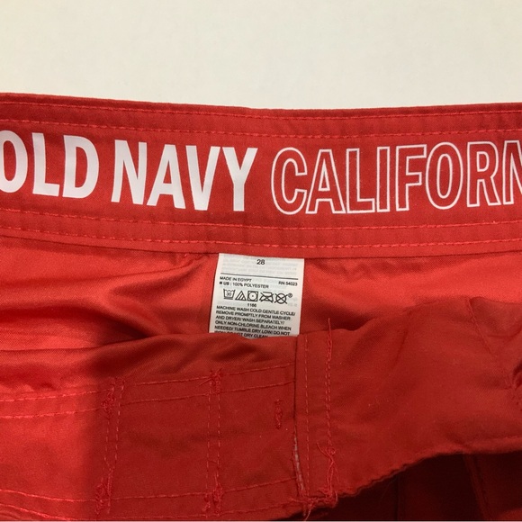 Old Navy California Red Board Shorts . Size 28 - Picture 4 of 6